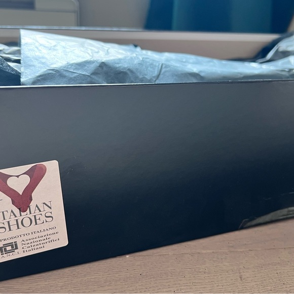 Genuine leather over the knee boots made in Italy - Picture 8 of 8